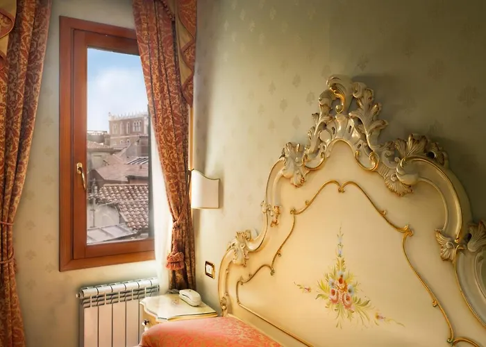 Locanda Al Leon Venice